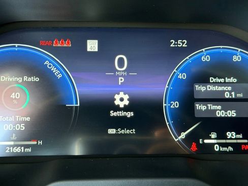 Used 2024 Toyota RAV4 XSE w/ Advanced Technology Package AWD/4WD image 27