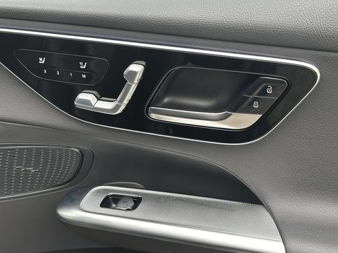 Certified 2026 Mercedes-Benz GLC 300 image 17
