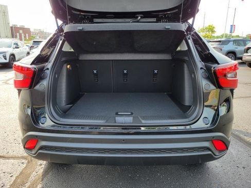New 2026 Chevrolet Trax LT w/ Driver Confidence Package FWD image 23