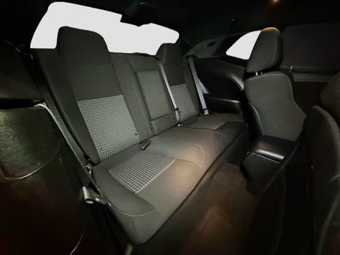 Certified 2022 Dodge Challenger R/T image 21