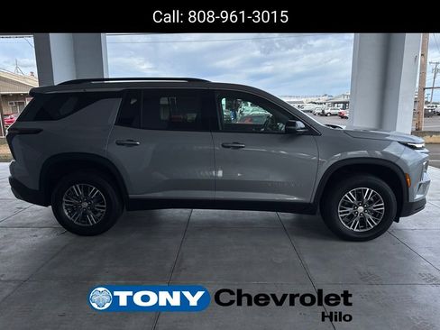 New 2026 Chevrolet Traverse LT image 6