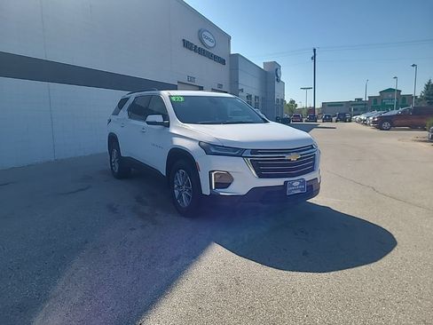 Used 2023 Chevrolet Traverse LT AWD/4WD image 9