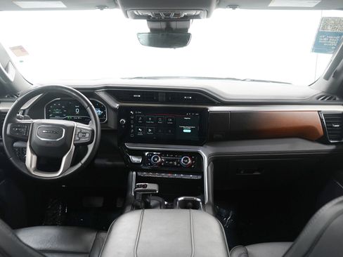 Used 2023 GMC Sierra 1500 Denali w/ Technology Package image 13