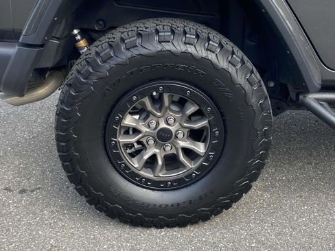 Used 2022 Jeep Wrangler Unlimited Rubicon w/ Trailer Tow Package image 9