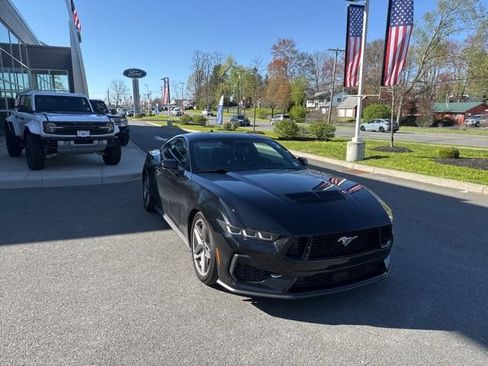 Used 2024 Ford Mustang GT Premium RWD image 6