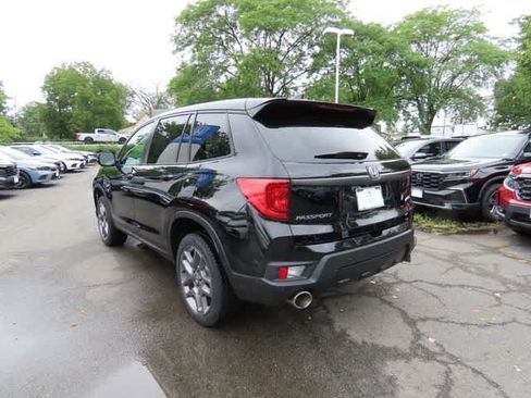 Certified 2023 Honda Passport EX-L image 4