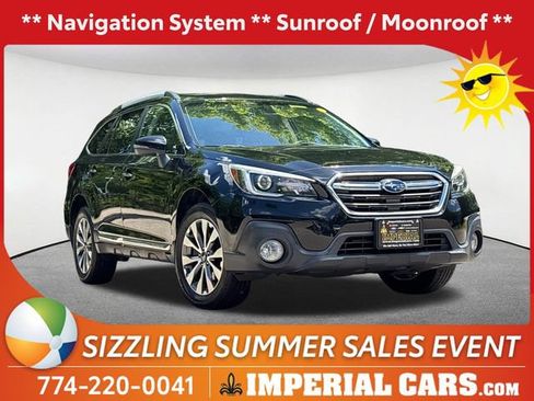 Used 2019 Subaru Outback 2.5i Touring AWD/4WD image 1