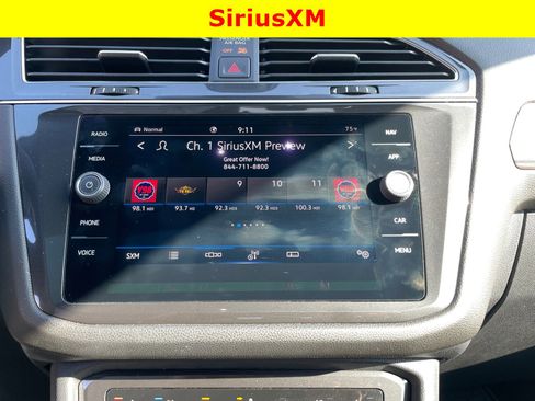 Used 2022 Volkswagen Tiguan SEL R-Line image 24