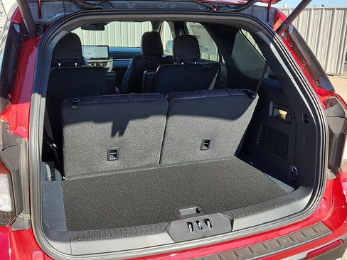 New 2026 Ford Explorer Platinum w/ LUX Leather Package image 8