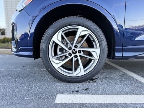 New 2025 Audi Q3 2.0T Premium image 3