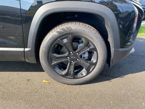 New 2026 Chevrolet Equinox LT w/ Convenience Package II image 14