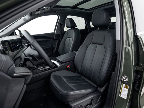 Certified 2025 Audi Q5 Premium Plus w/ Premium Plus image 14