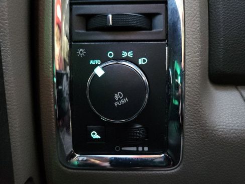 Used 2012 RAM 1500 Laramie Longhorn image 10