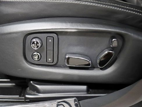 Used 2016 Bentley Mulsanne Speed image 25