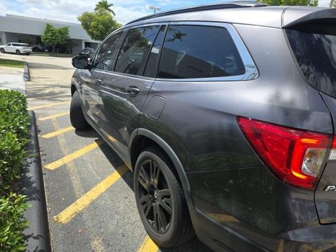 Used 2021 Honda Pilot Special Edition image 4