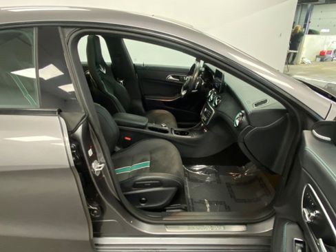 Used 2017 Mercedes-Benz CLA 250 4MATIC image 22