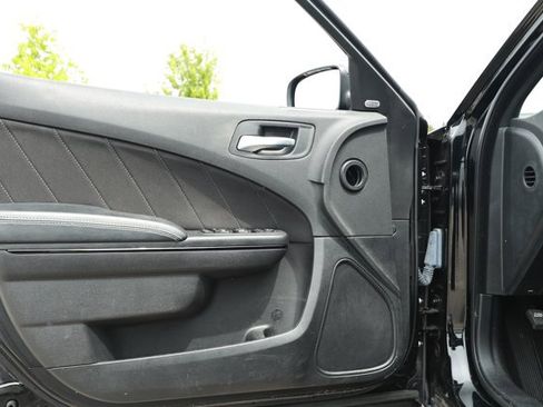 Used 2022 Dodge Charger R/T w/ Blacktop Package image 23