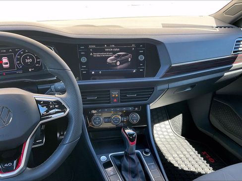 Certified 2024 Volkswagen Jetta GLI 40th Anniversary Edition image 5