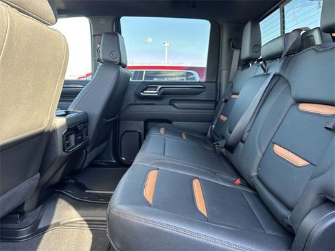 Used 2024 GMC Sierra 2500 AT4 w/ AT4 Premium Plus Package image 9