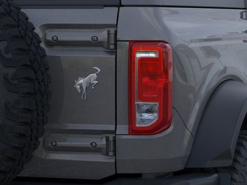 New 2026 Ford Bronco 2-Door w/ Sasquatch Package AWD/4WD image 23