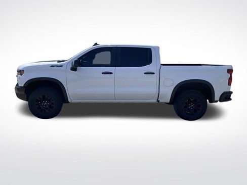 Used 2023 Chevrolet Silverado 1500 ZR2 w/ Technology Package image 3