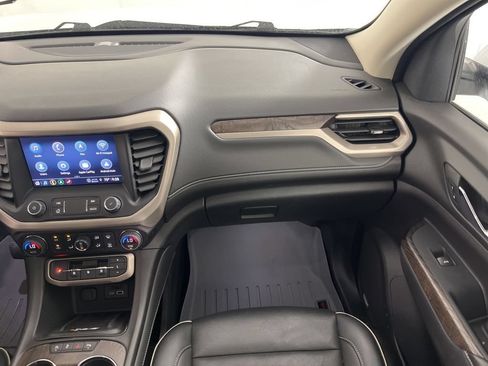 Used 2023 GMC Acadia Denali w/ Denali Ultimate Package FWD image 15
