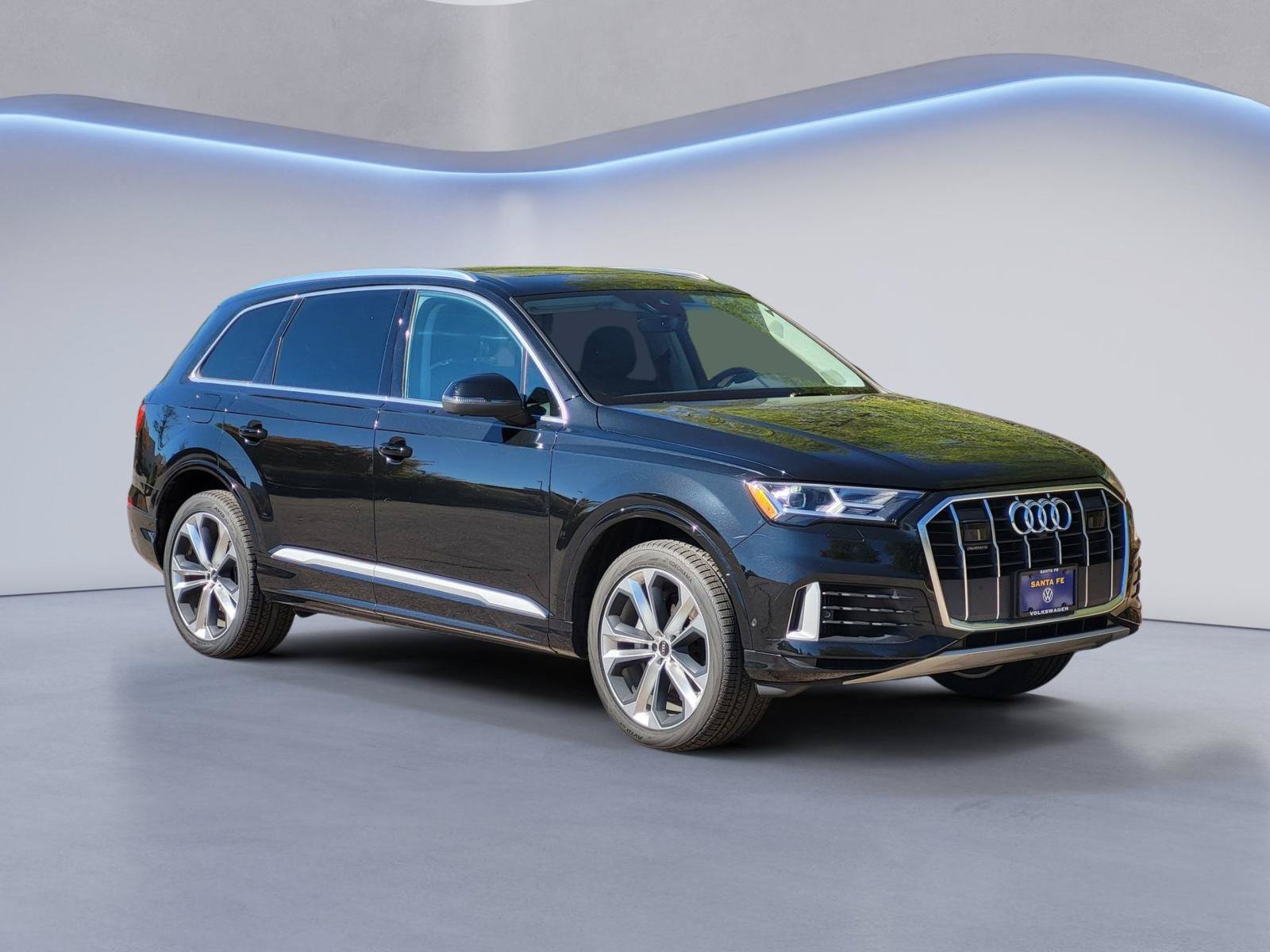 Used 2022 Audi Q7 3.0T Premium Plus w/ Premium Plus Package AWD/4WD image 3
