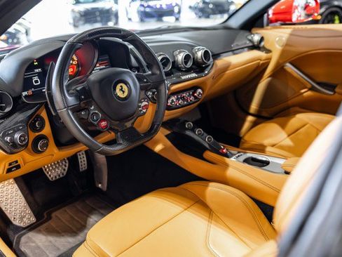 Used 2017 Ferrari F12 Berlinetta RWD image 38