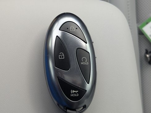 New 2026 Hyundai Elantra Hybrid FWD image 34