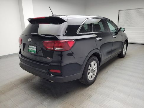 Used 2019 Kia Sorento AWD image 9