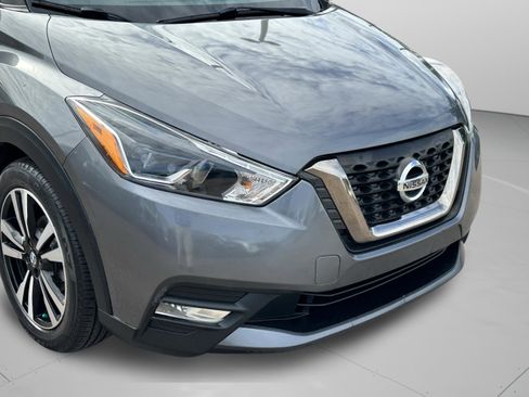 Certified 2019 Nissan Kicks SR w/ SR Premium Package FWD image 33