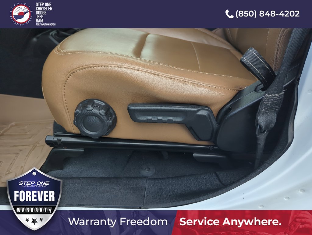 Used 2022 Jeep Gladiator Overland w/ Popular Equipment Package AWD/4WD image 12