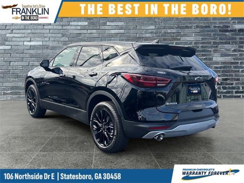 New 2025 Chevrolet Blazer LT image 3