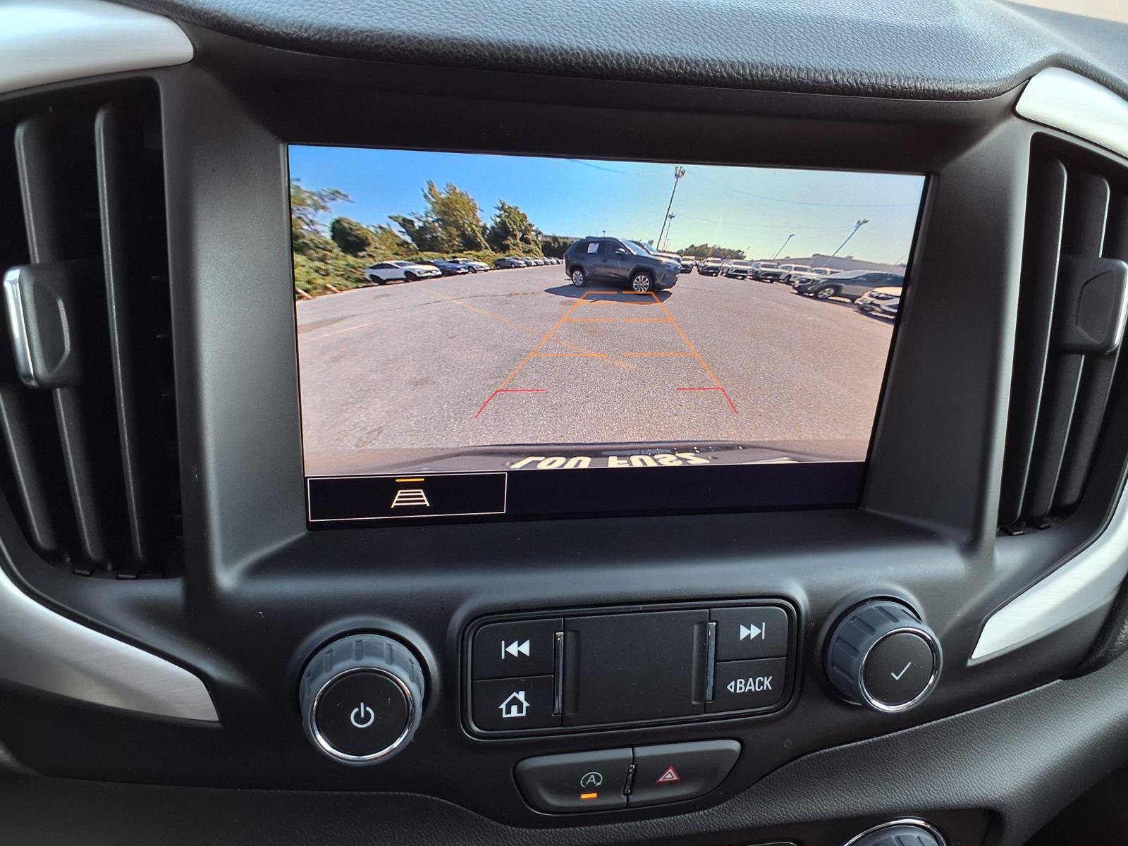 Used 2024 GMC Terrain SLT FWD image 7