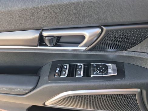 New 2025 Kia Telluride S image 7