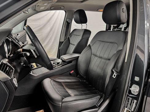 Used 2017 Mercedes-Benz GLS 450 4MATIC image 9