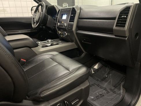 Used 2018 Ford Expedition Max XLT w/ Equipment Group 201A image 21