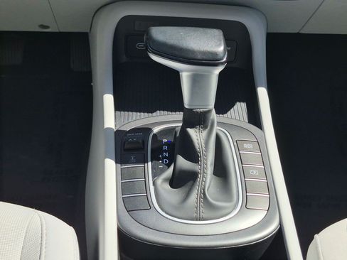 Certified 2025 Hyundai Kona SEL AWD/4WD image 26
