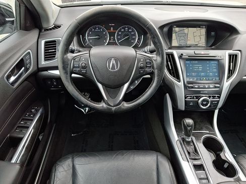 Used 2019 Acura TLX w/ Technology Package FWD image 11
