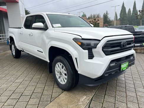 New 2026 Toyota Tacoma SR5 AWD/4WD image 7