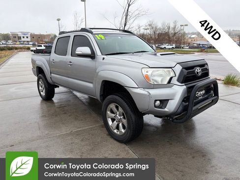 Used 2015 Toyota Tacoma 4x4 Double Cab w/ TRD Sport Package image 1