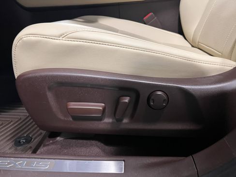 Used 2020 Lexus RX 350 AWD w/ Premium Package image 27