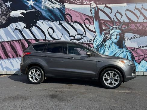 Used 2014 Ford Escape Titanium image 1