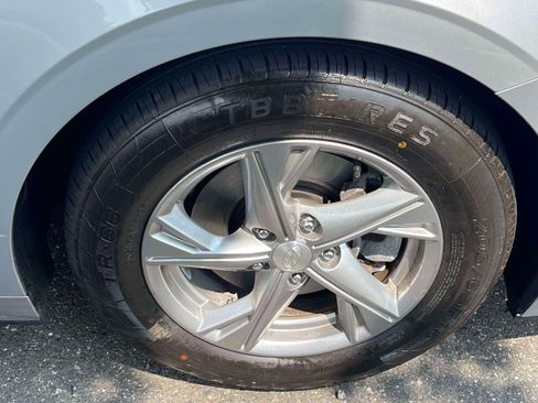 Used 2023 Hyundai Sonata SE FWD image 6