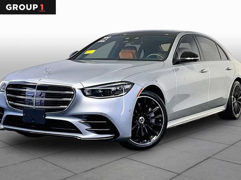 Used 2023 Mercedes-Benz S 500 4MATIC image 1