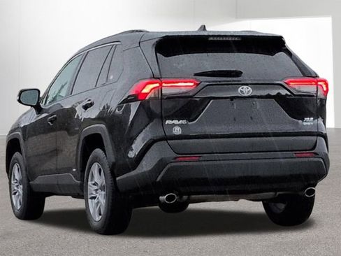 Certified 2025 Toyota RAV4 XLE image 7