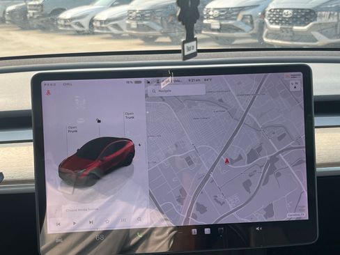 Used 2022 Tesla Model Y Performance AWD/4WD image 29