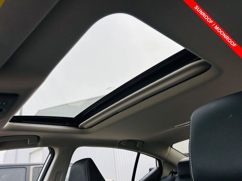 Used 2024 Nissan Altima 2.5 SR w/ SR Premium Package image 4