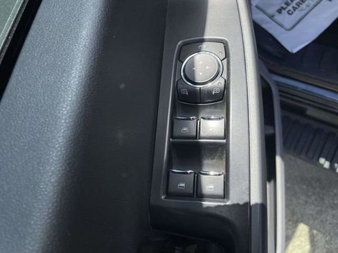 Used 2024 Ford F250 XL w/ STX Appearance Package AWD/4WD image 16