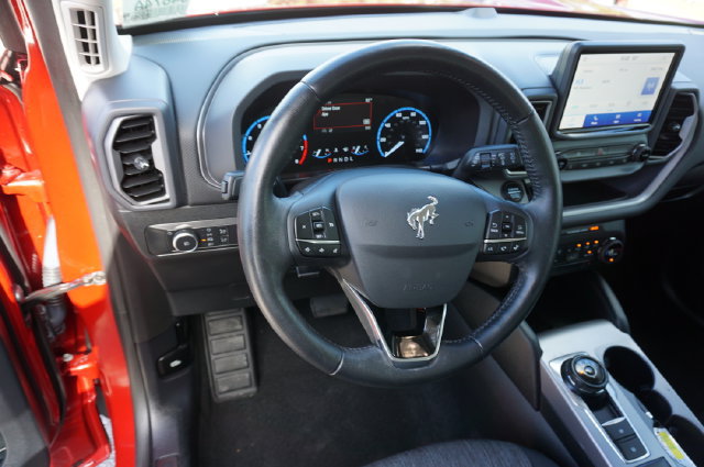 Used 2021 Ford Bronco Sport Big Bend w/ Big Bend Package (96B) AWD/4WD image 11